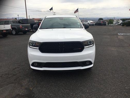 White 2016 Dodge Durango SXT