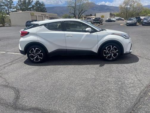 2021 Toyota C-HR LE