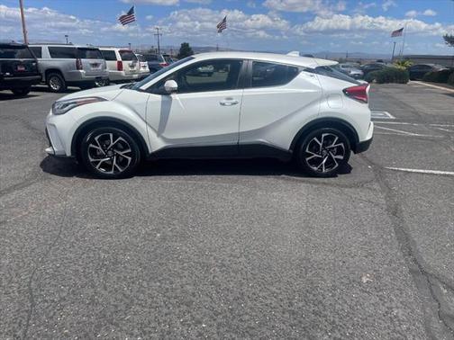 2021 Toyota C-HR LE