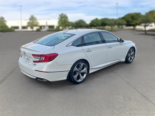 2018 Honda Accord Touring 2.0T