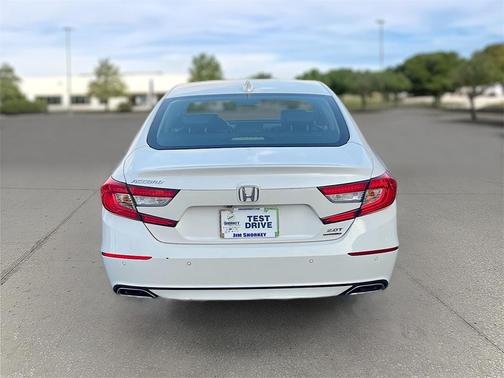 2018 Honda Accord Touring 2.0T