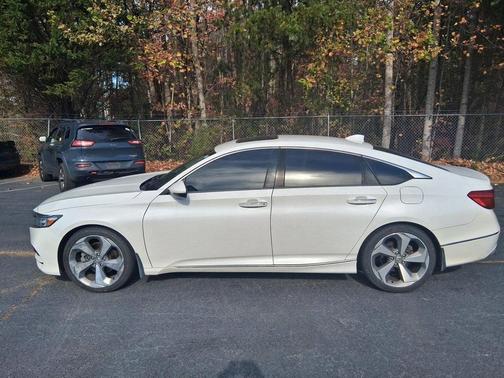 2018 Honda Accord Touring 2.0T