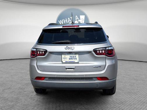 Billet Silver Metallic Clearcoat 2020 Jeep Compass Latitude