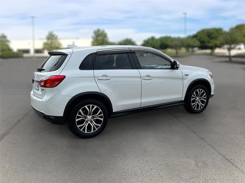 2017 Mitsubishi Outlander Sport 2.0 ES