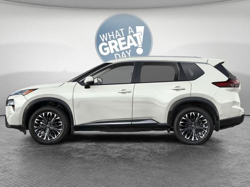 Everest White P 2026 Nissan Rogue Platinum