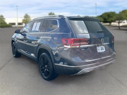 2018 Volkswagen Atlas 3.6L SEL Premium