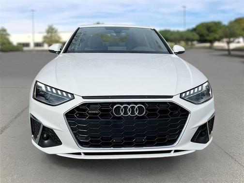 2023 Audi A4 45 S line Premium Plus