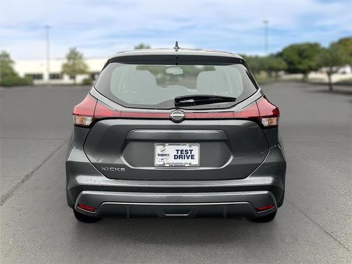 2024 Nissan Kicks S