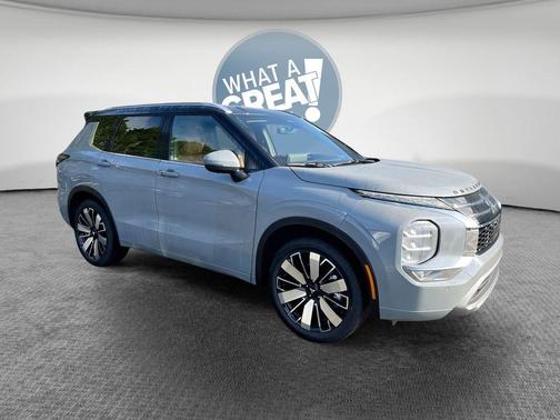 Moonstone 2026 Mitsubishi Outlander SEL