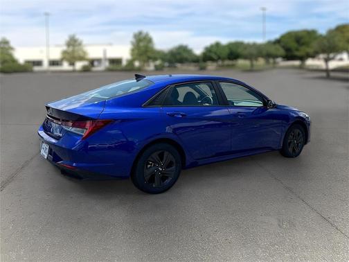2023 Hyundai ELANTRA HEV Blue