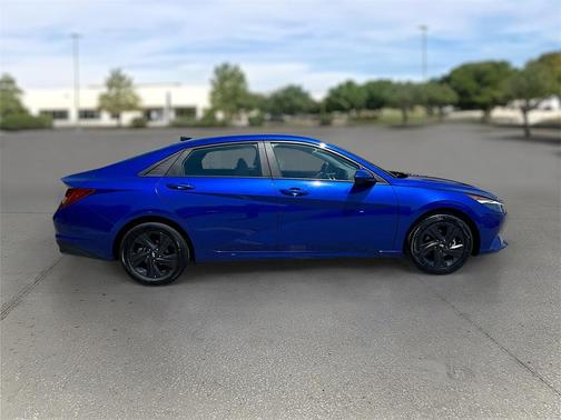 2023 Hyundai ELANTRA HEV Blue