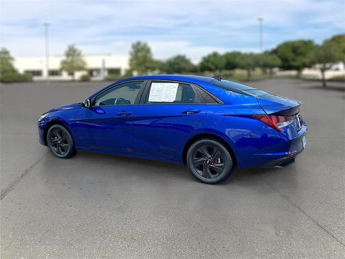 2023 Hyundai ELANTRA HEV Blue