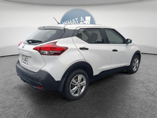 2020 Nissan Kicks S