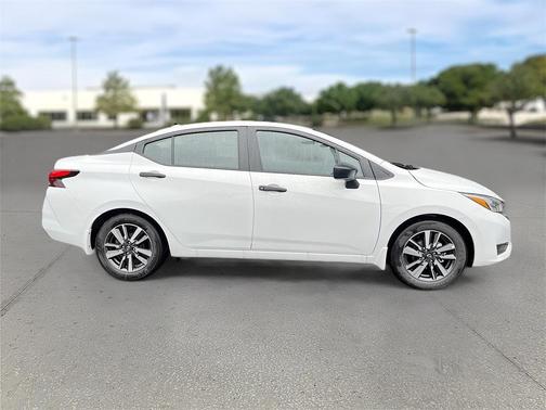 2025 Nissan Versa S
