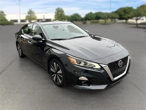 2022 Nissan Altima 2.5 SL