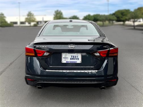 2022 Nissan Altima 2.5 SL