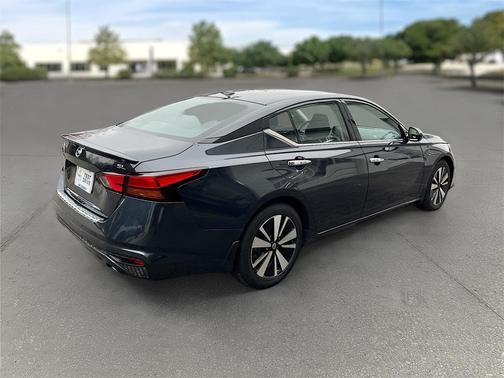 2022 Nissan Altima 2.5 SL