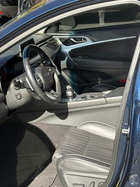 2020 Genesis G70 2.0T