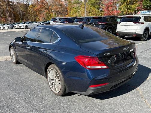 2020 Genesis G70 2.0T