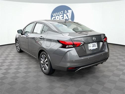 2023 Nissan Versa 1.6 SV