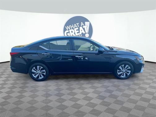 2025 Nissan Altima S