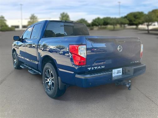 2021 Nissan Titan SV