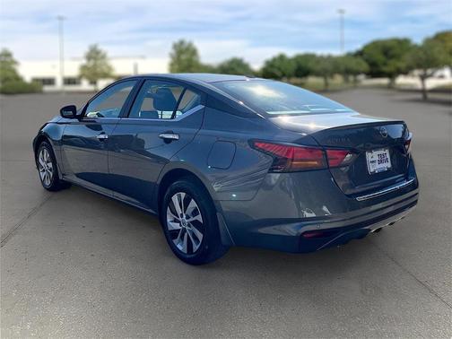 2025 Nissan Altima S