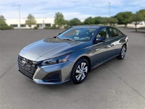 2025 Nissan Altima S