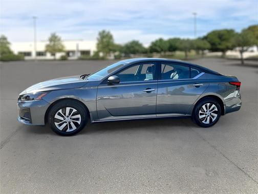 2025 Nissan Altima S