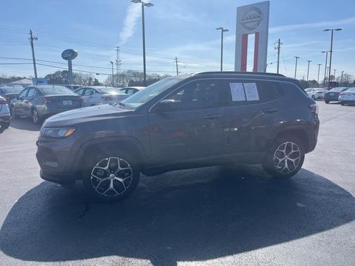 2024 Jeep Compass Latitude
