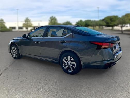 2025 Nissan Altima S