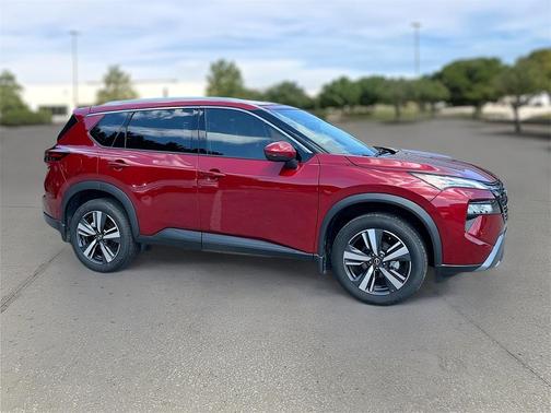 2024 Nissan Rogue SL