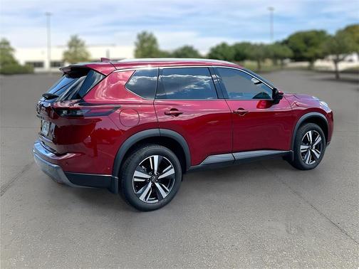 2024 Nissan Rogue SL
