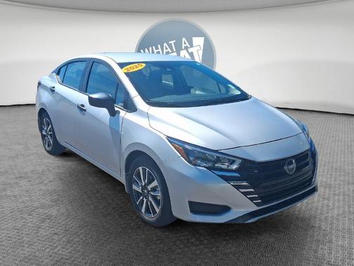 Brilliant Silver Metallic 2025 Nissan Versa S