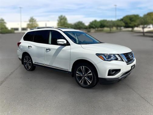 2020 Nissan Pathfinder Platinum