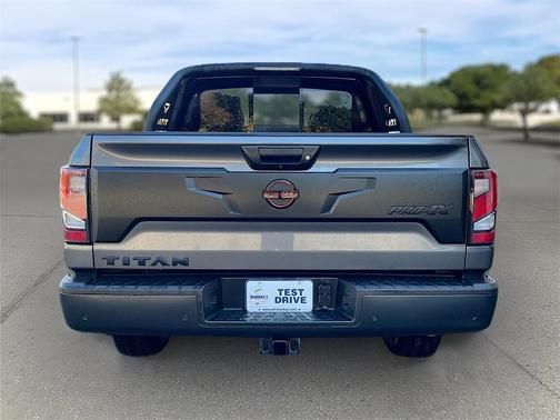 2024 Nissan Titan PRO-4X