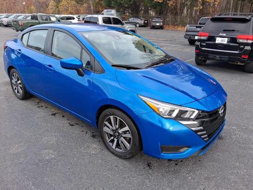 2023 Nissan Versa 1.6 SV