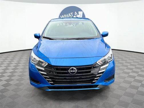 2023 Nissan Versa 1.6 SV