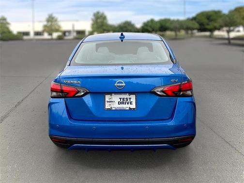 2023 Nissan Versa 1.6 SV