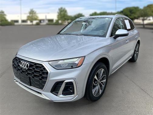 2023 Audi Q5 45 S line quattro Premium