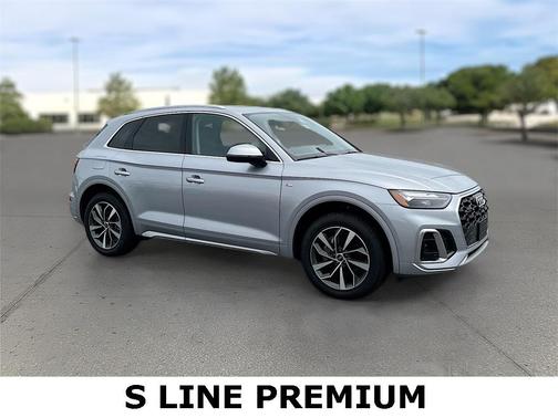 2023 Audi Q5 45 S line Premium Plus