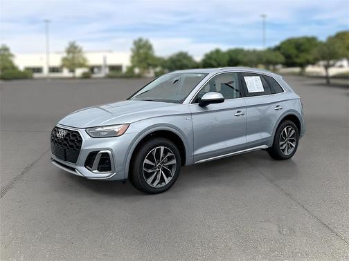 2023 Audi Q5 45 S line Premium Plus