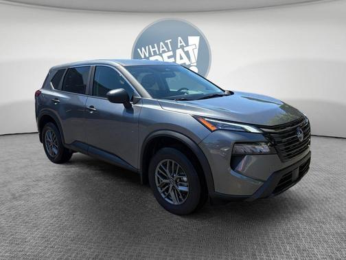 Gun Metallic 2026 Nissan Rogue S