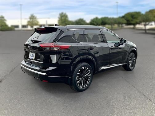 2024 Nissan Rogue Platinum