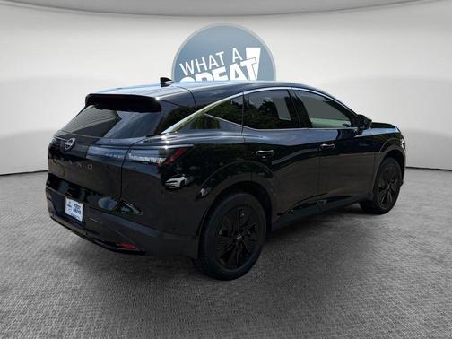 Black 2025 Nissan Murano SV