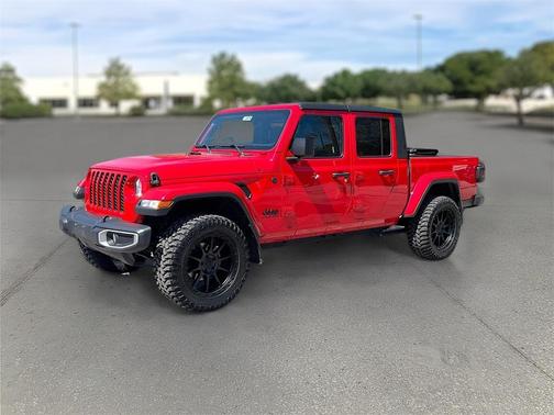 2023 Jeep Gladiator Sport