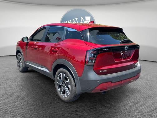 Scarlet Ember T 2025 Nissan Kicks SV