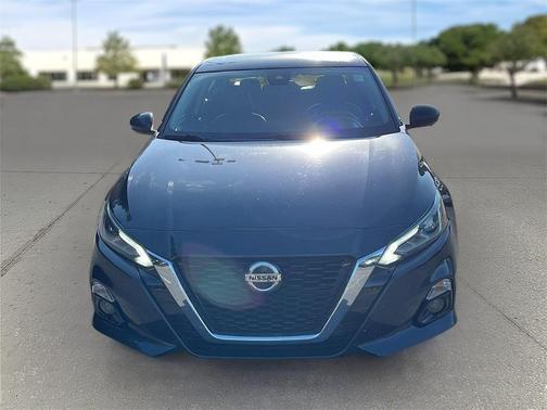 2020 Nissan Altima 2.0 Platinum