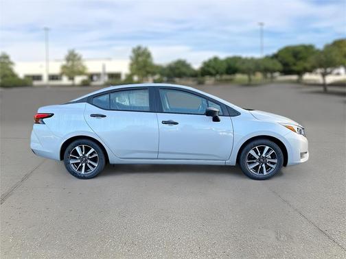 2025 Nissan Versa S