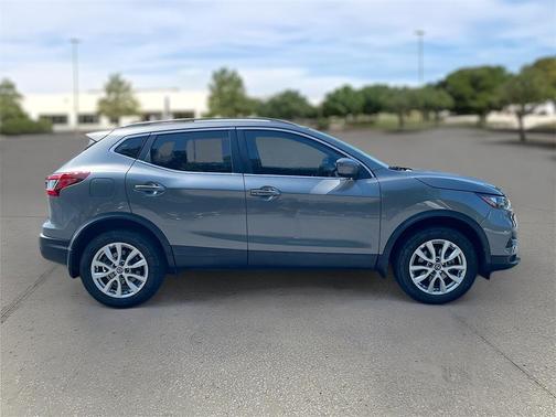 2020 Nissan Rogue Sport SV